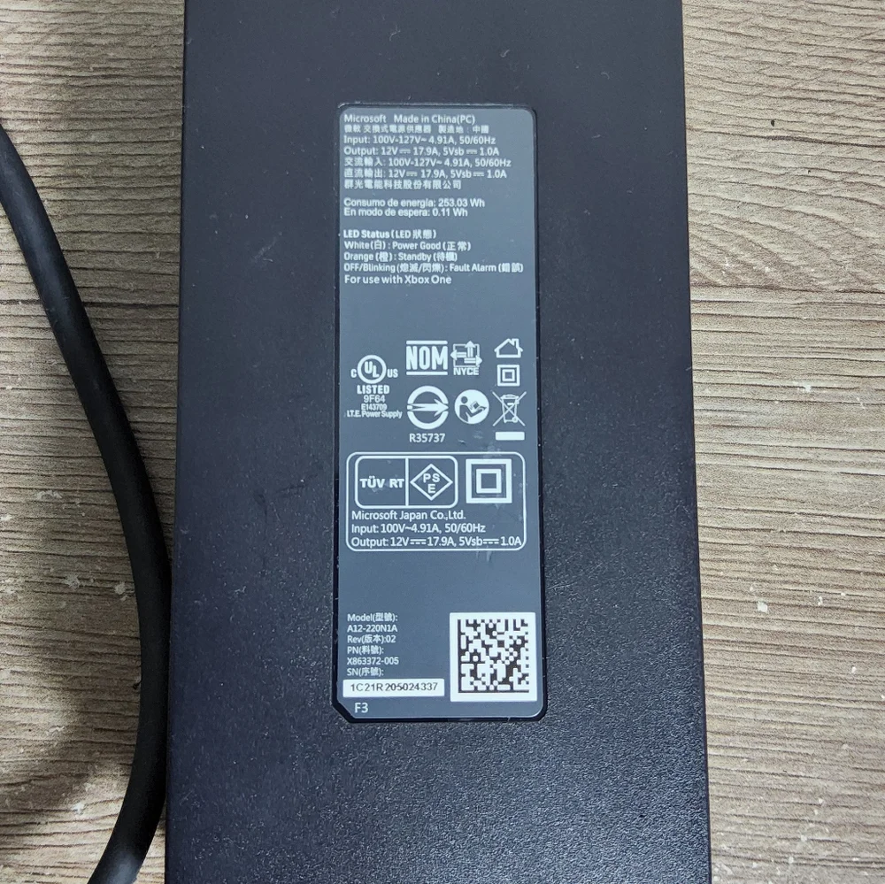 Original OEM Microsoft XBOX Power Supply Brick Only FOR PARTS